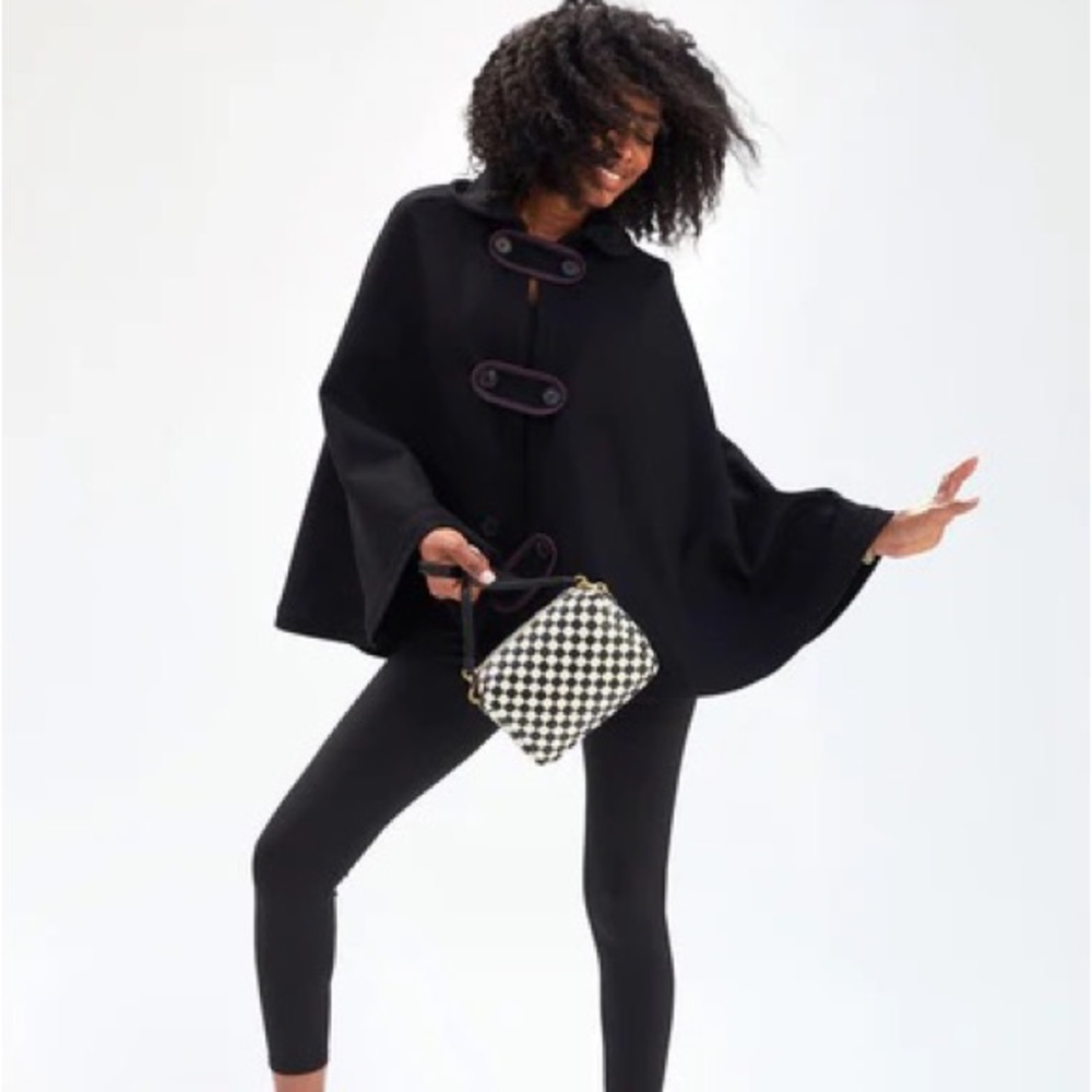 Steven Alan x Clare V Wool Cape - Picture 4 of 8